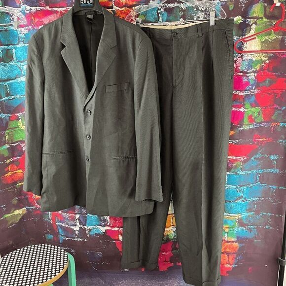 Crazy Horse Claiborne Gray Black Suit Jacket 46L Pants 36 x 32 - Picture 1 of 9